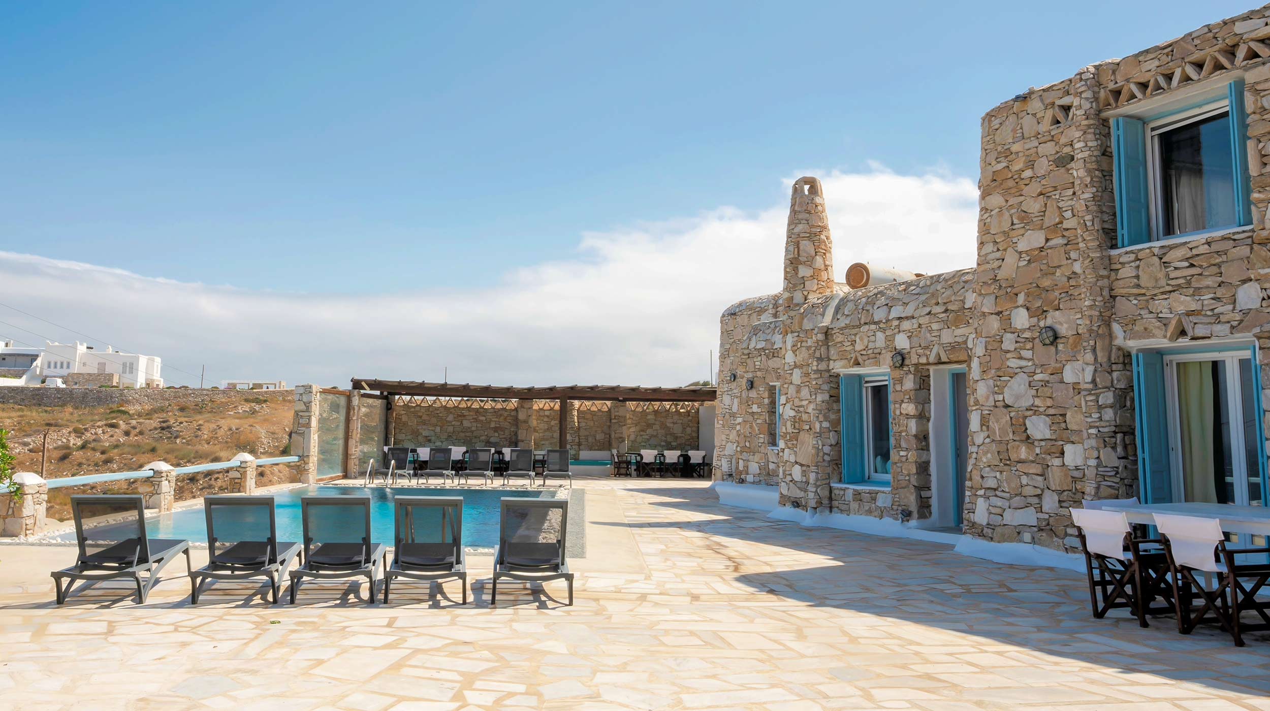 Villa Boufla – Superior Holiday Home with Sea View