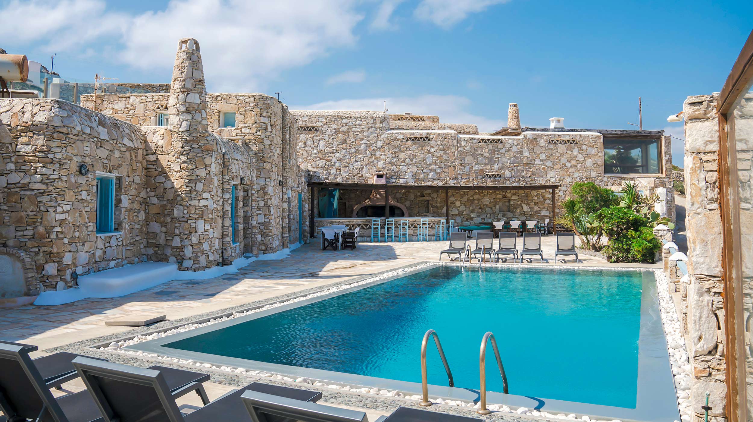Villa Boufla – Superior Holiday Home with Sea View
