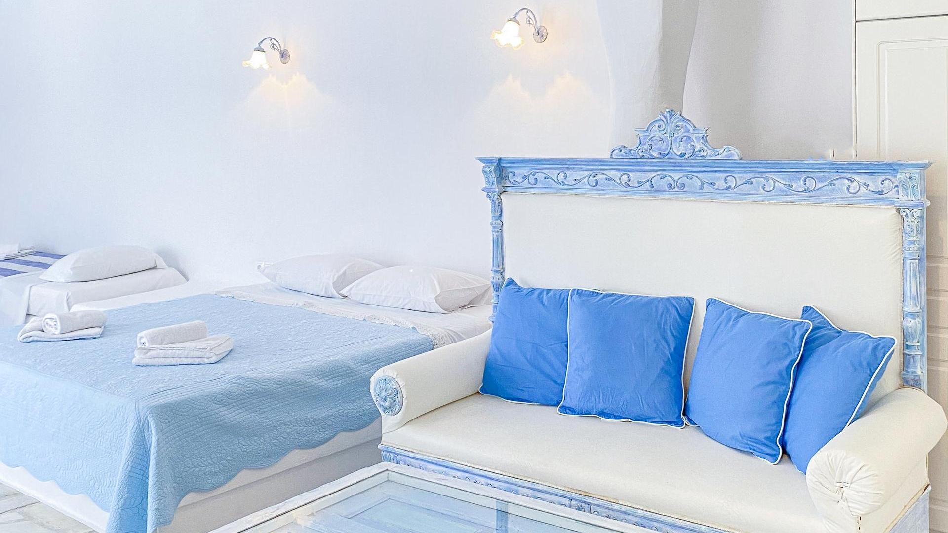 Blue Harmony Suites of Mykonos – Queen Suite for 4 guests