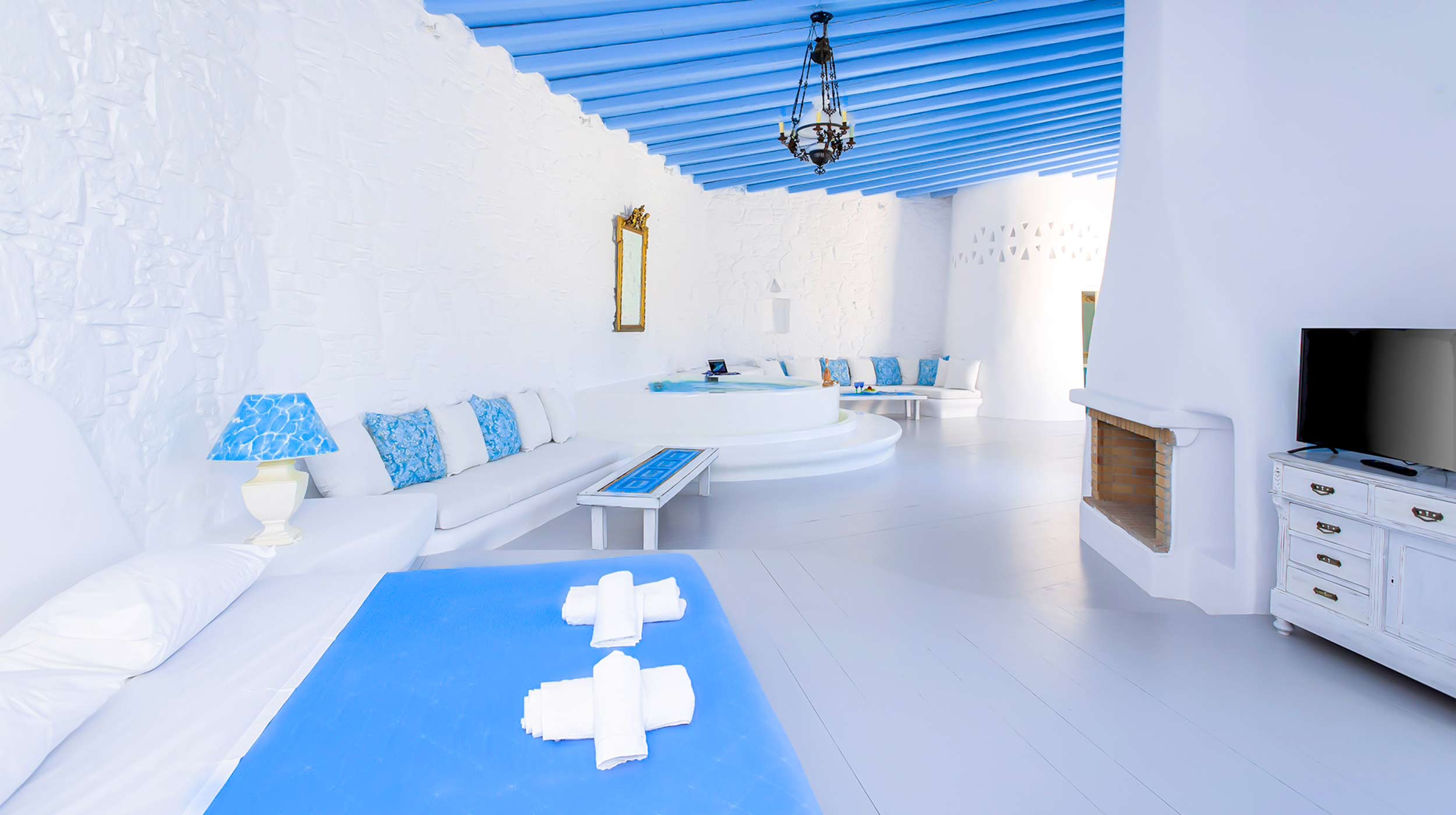 Villa Boufla – Luxury Suite with Spa Bath with Sea View
