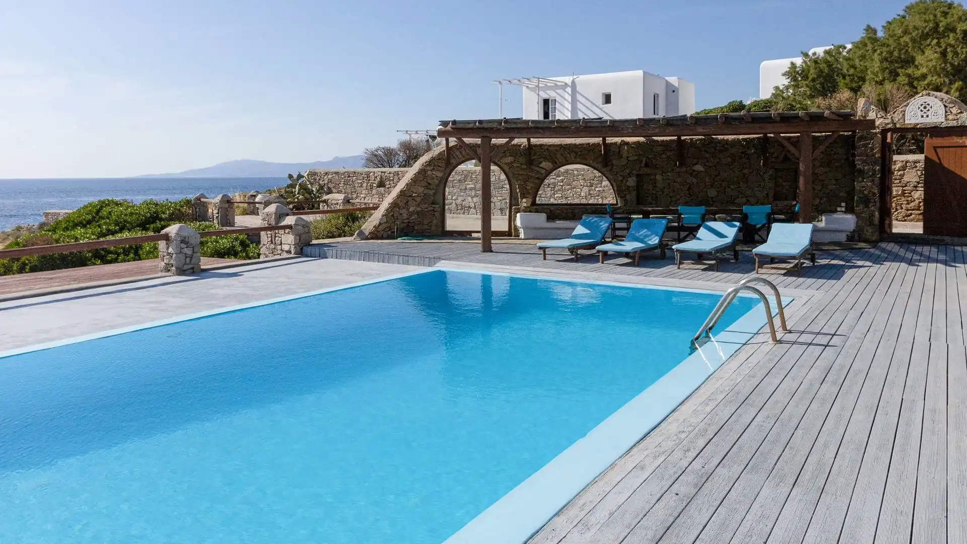 Private Villa for 8 guests