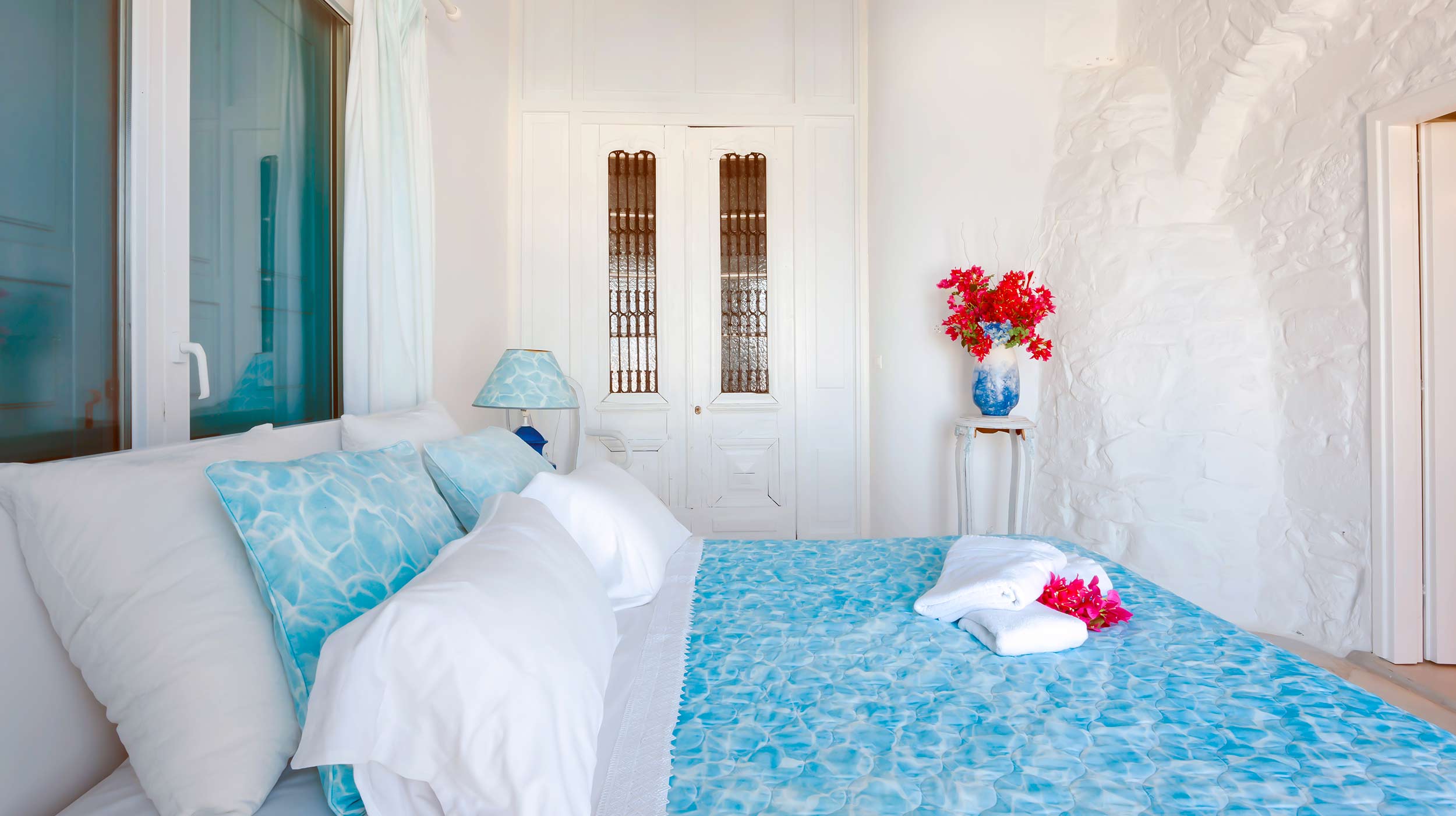 Villa Boufla – Executive Holiday Home with Sea View