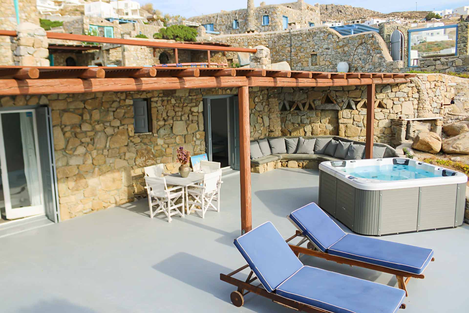 Private Apartment for 4 guests