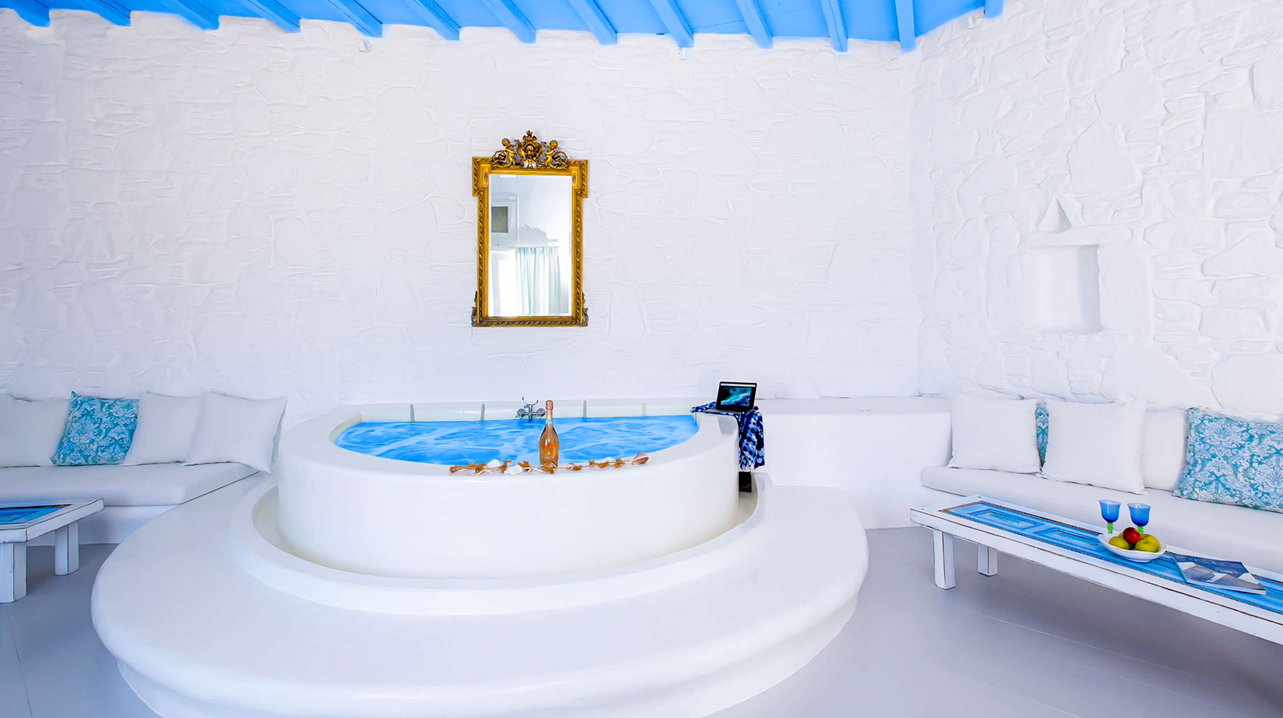 Villa Boufla – Luxury Suite with Spa Bath with Sea View