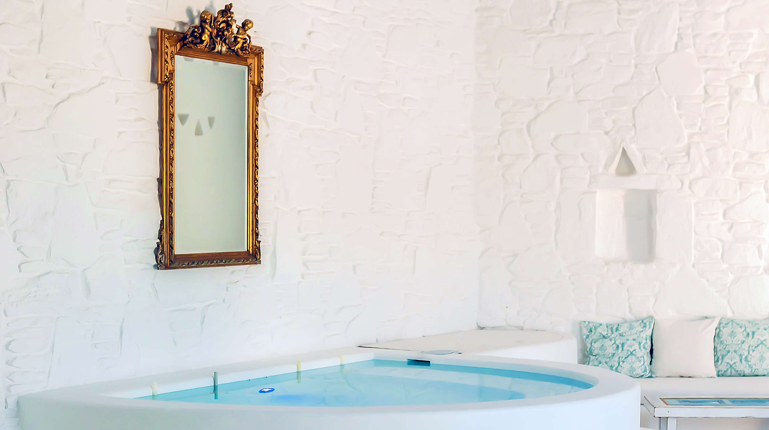 Villa Boufla – Luxury Suite with Spa Bath with Sea View