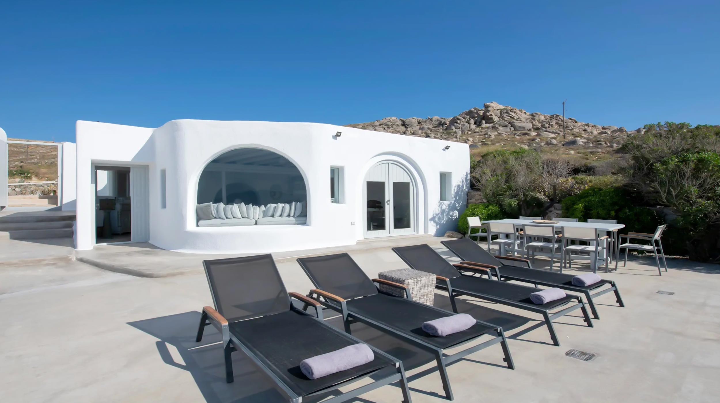 Private Villa for 11 guests