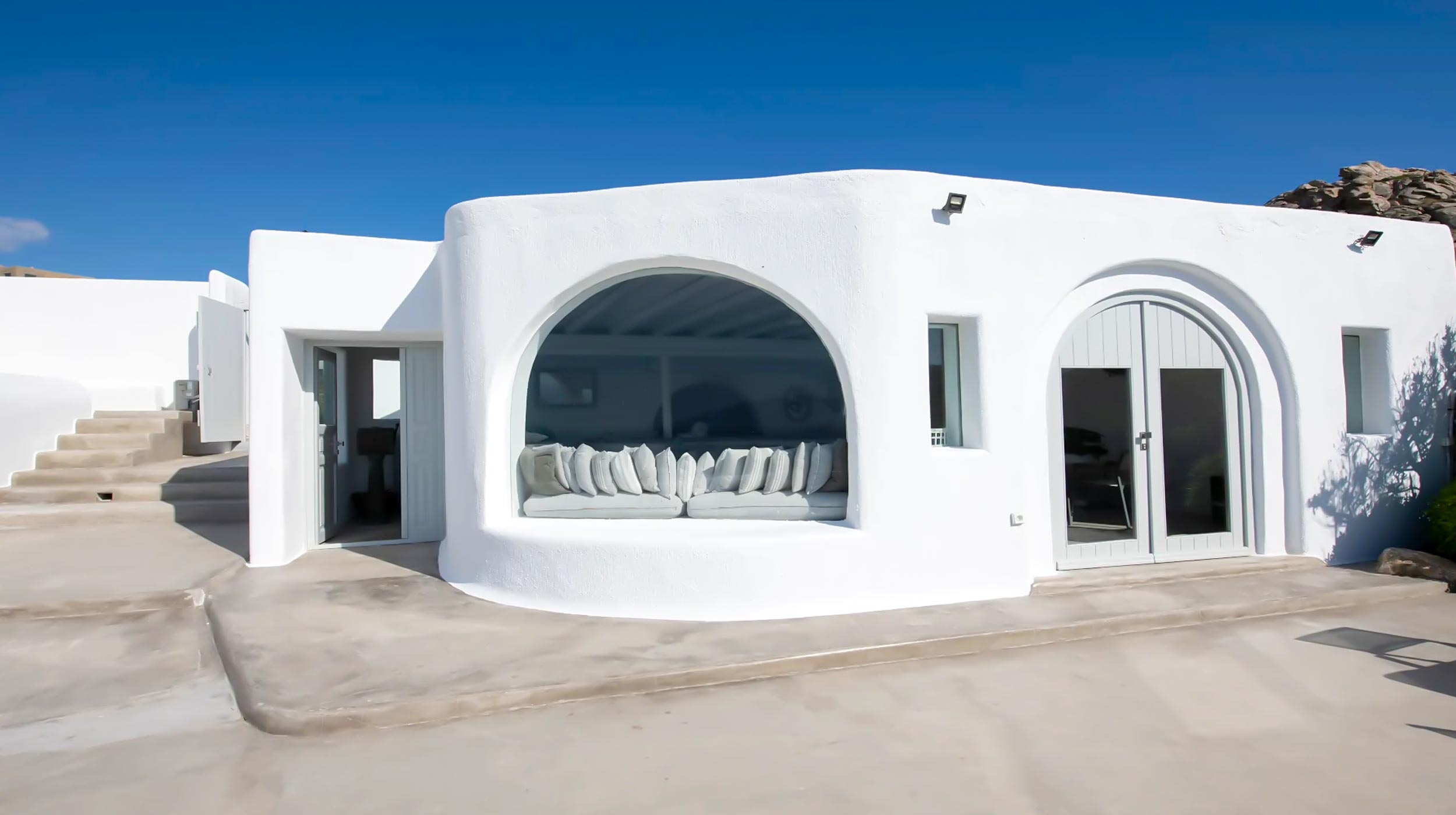 Private Villa for 11 guests