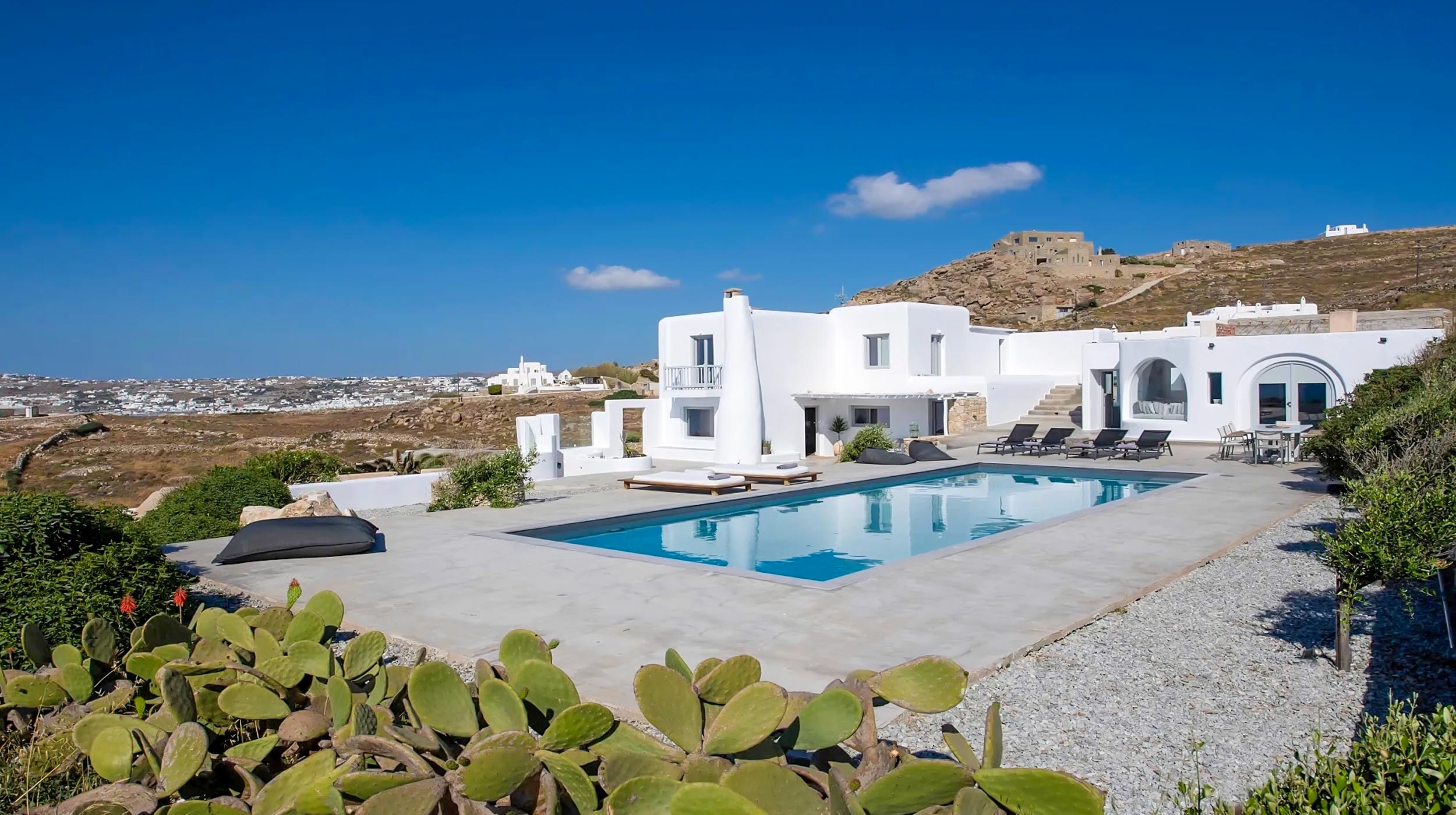 Private Villa for 11 guests