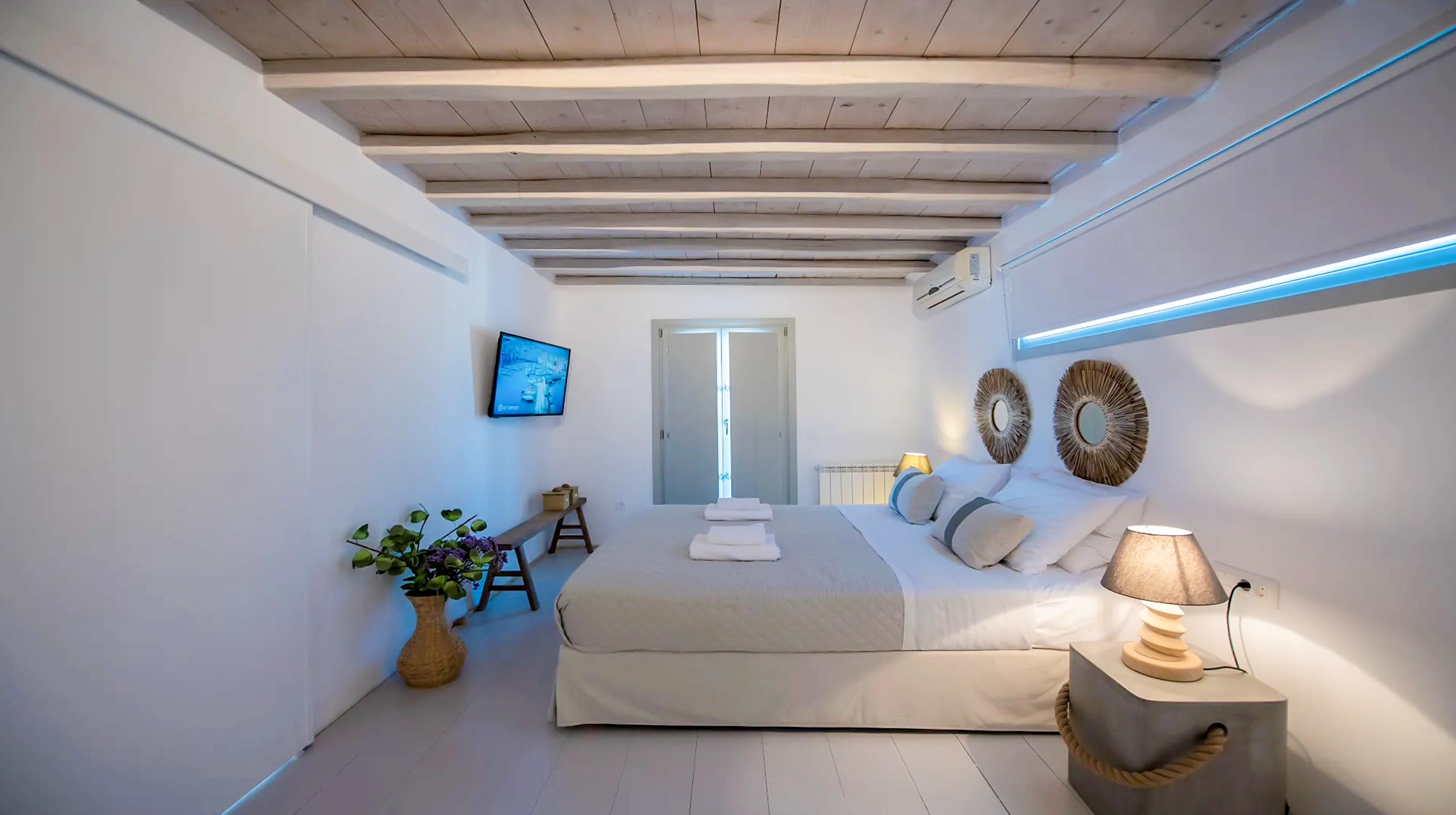 Private Villa for 11 guests