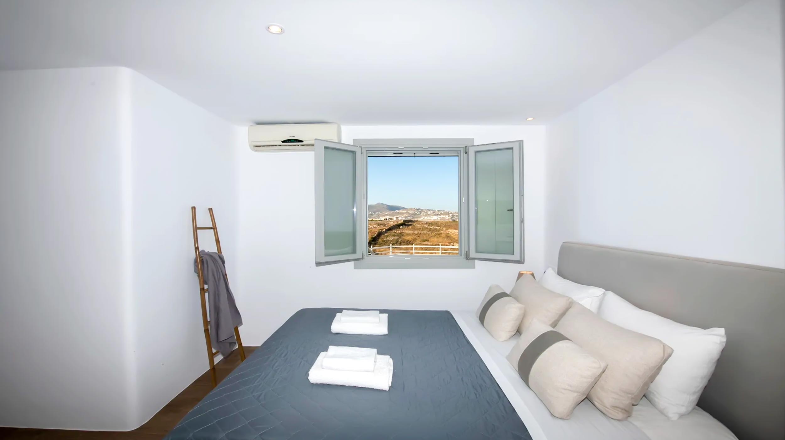 Private Villa for 11 guests