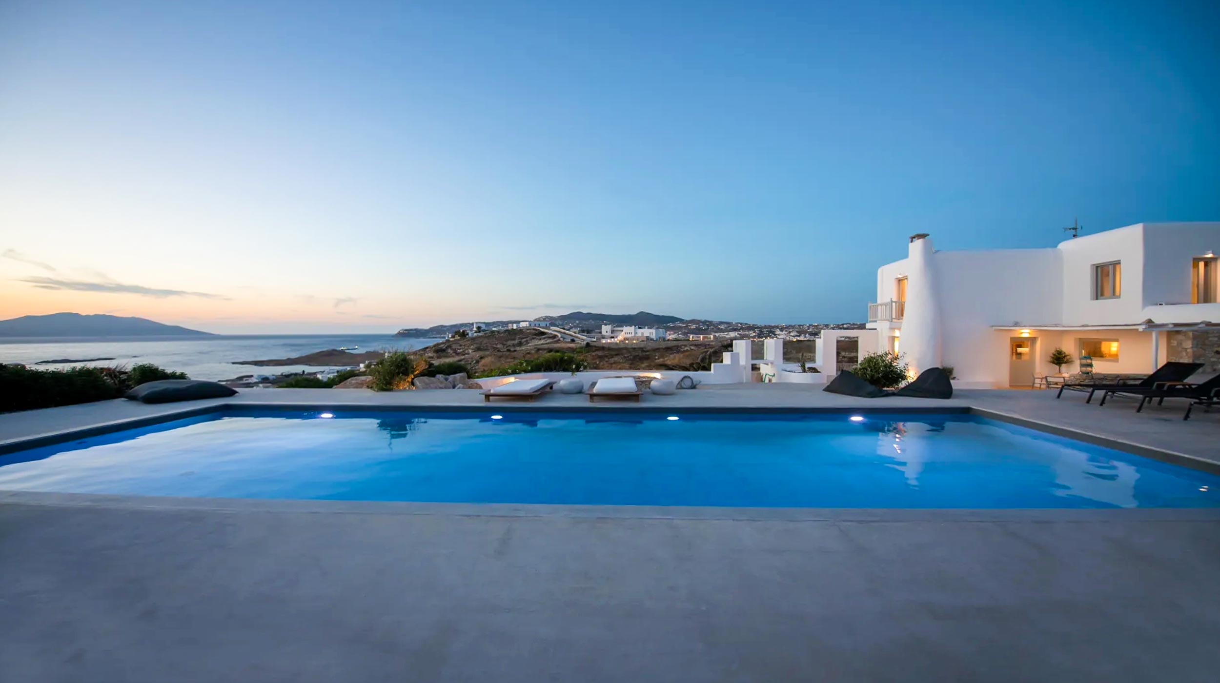 Private Villa for 11 guests